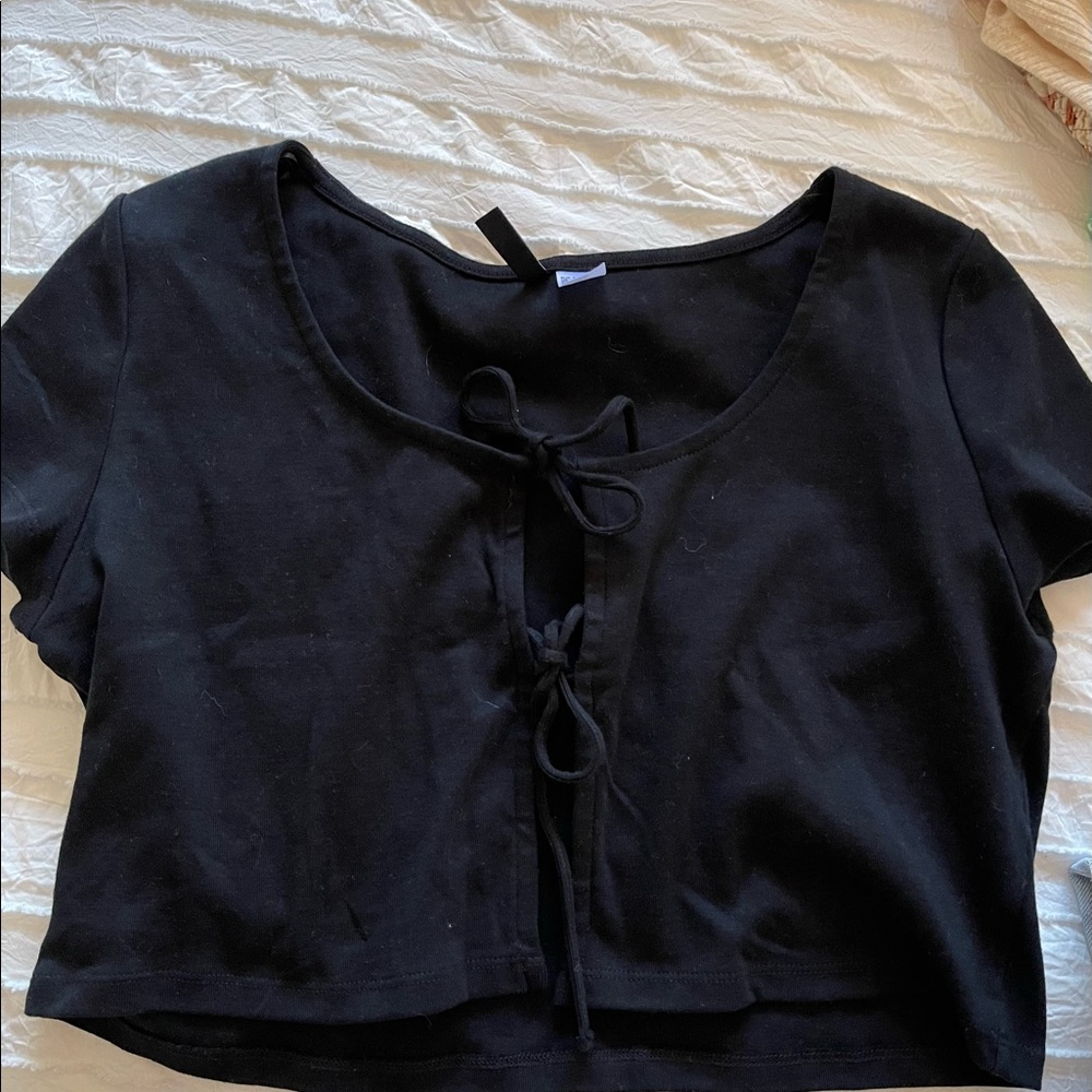 Never worn H&M crop top